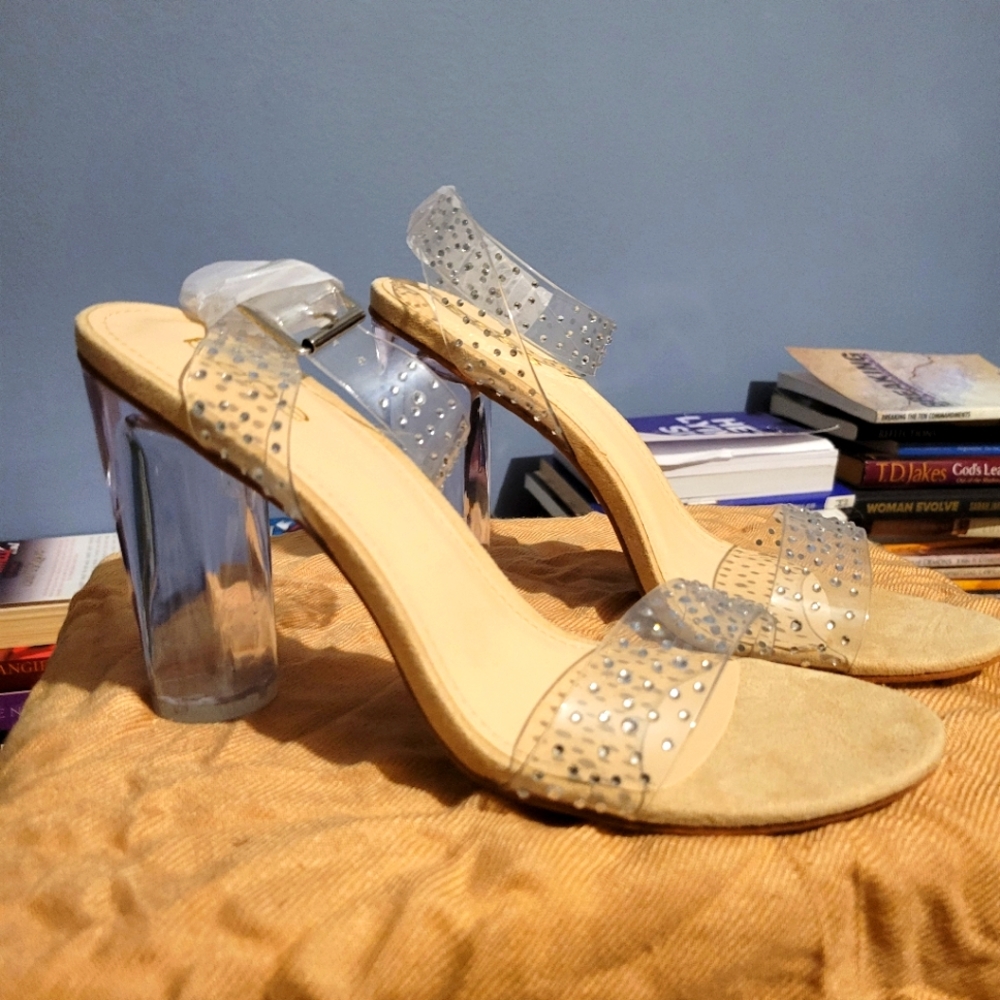 Bebe sandal